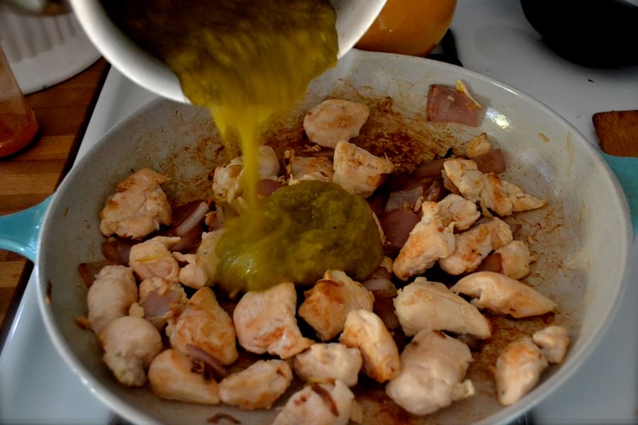 Braised Rhubarb Chicken