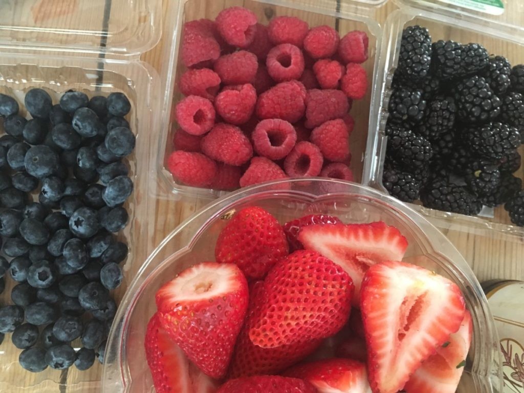fresh berries dessert