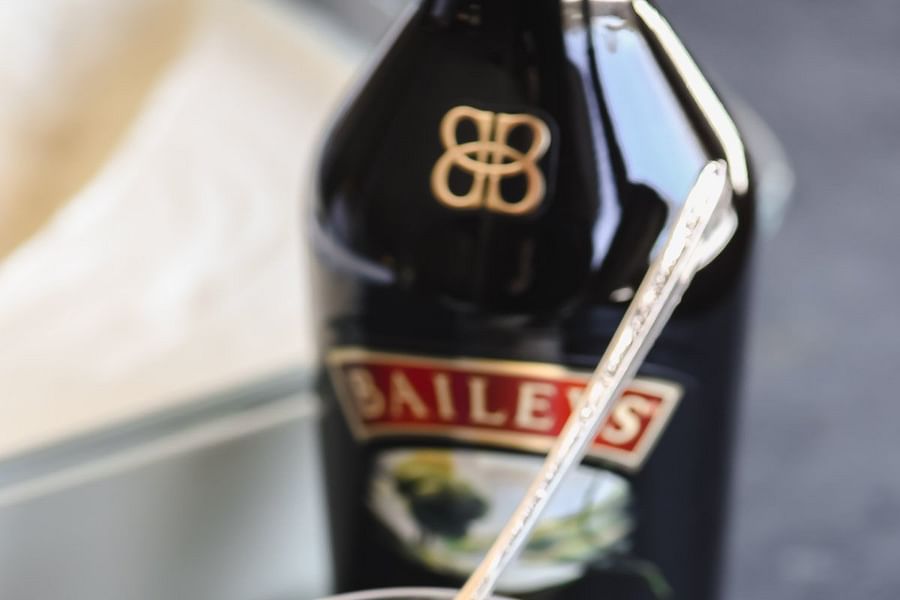 Vanilla and Irish Cream