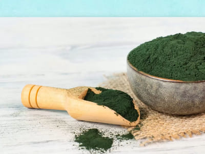 The Fascinating World of Seaweeds: What Does Spirulina Taste Like and How to Use it in Recipes